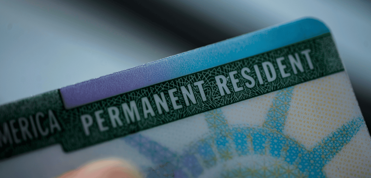 How to Maintain Your US Green Card Status: 6 Key Rules for 2026